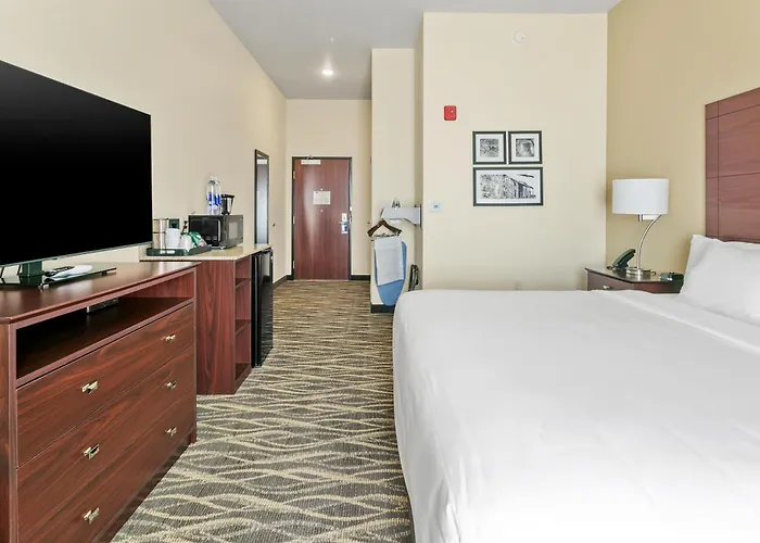Hotel Cobblestone & -