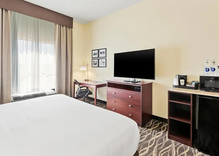 Hotel Cobblestone & - 4*