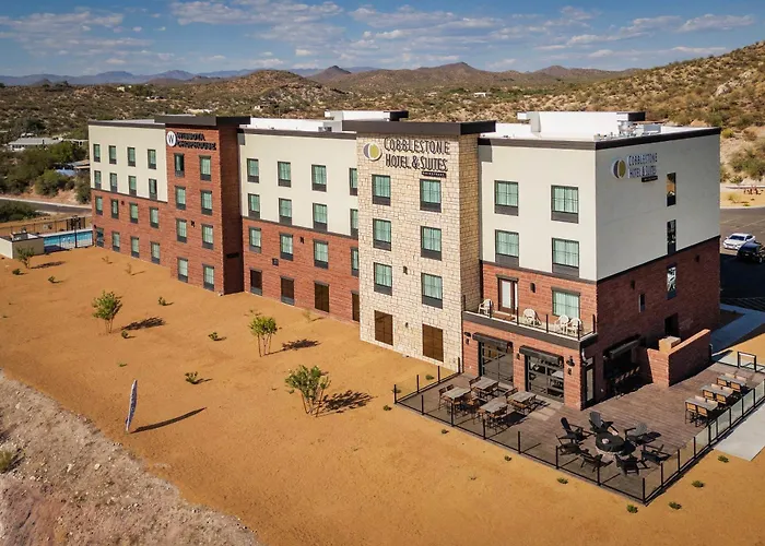 Cobblestone & - Hotel